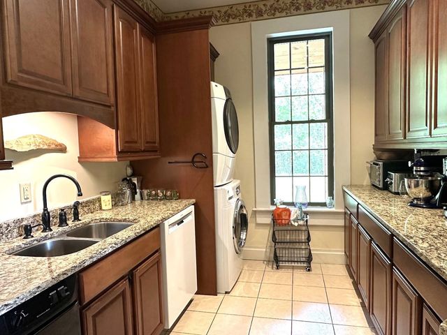 341 Turkey Farm Road, Benson, VT 05731