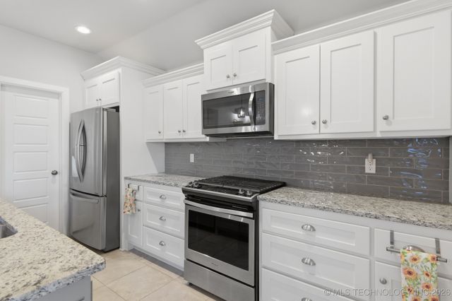 2604 W Natchez Street, Broken Arrow, OK 74011