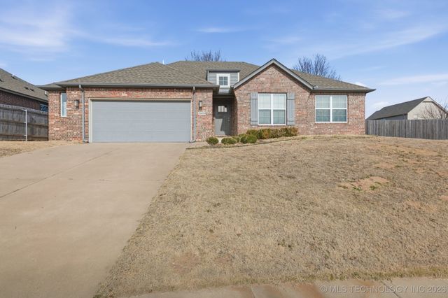 2604 W Natchez Street, Broken Arrow, OK 74011