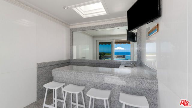 29000 Cliffside Drive, Malibu, CA 90265