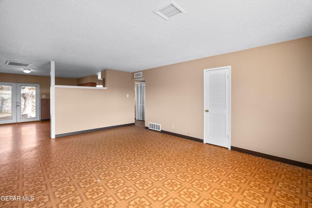 4701 HARCOURT Drive, El Paso, TX 79924