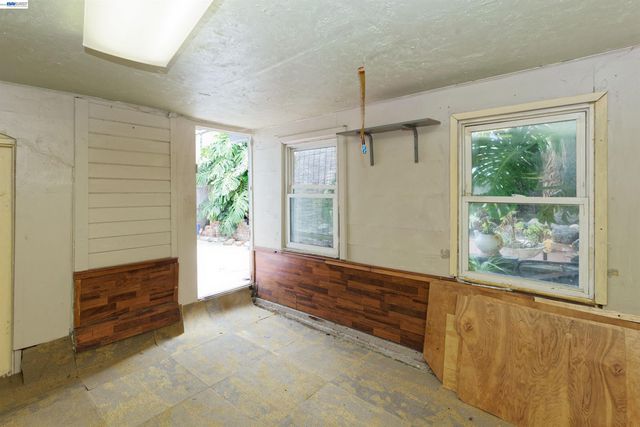 1538 16Th Ave, Oakland, CA 94606