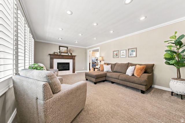 2092 E SOMERSET DR, Cottonwood Heights, UT 84121