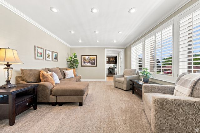 2092 E SOMERSET DR, Cottonwood Heights, UT 84121