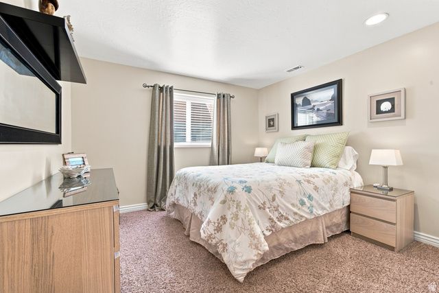 2092 E SOMERSET DR, Cottonwood Heights, UT 84121