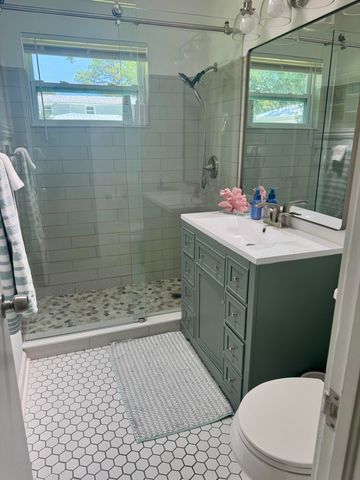 219 OLD JUPITER BEACH Road, Jupiter, FL 33477
