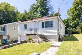 3 Twining Avenue, Waterbury, CT 06705