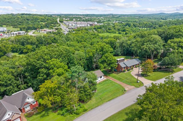 145 Forest Trl, Brentwood, TN 37027