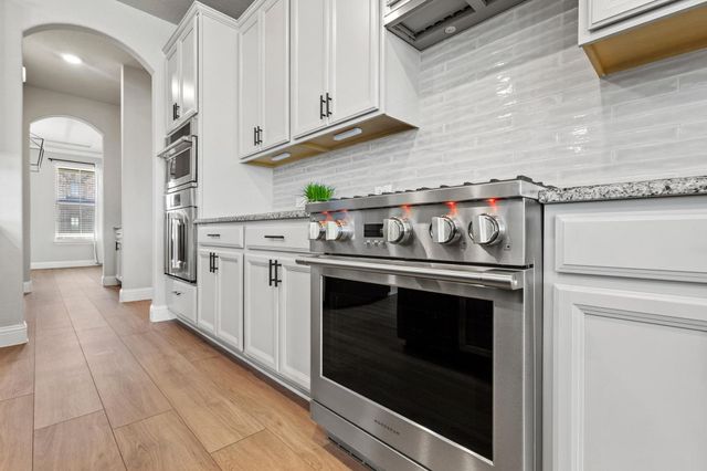 3204 Creek Meadow Drive, Anna, TX 75409