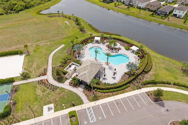 4426 POND BROOK COURT, Bradenton, FL 34211