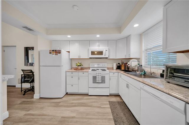4613 5th AVE 210, Cape Coral, FL 33904