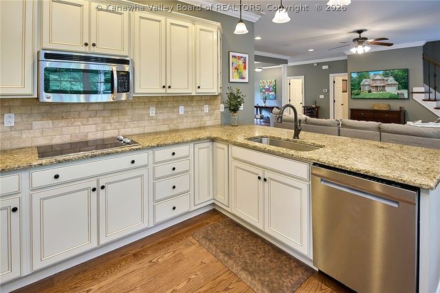 1396 Bedford Road, Charleston, WV 25314