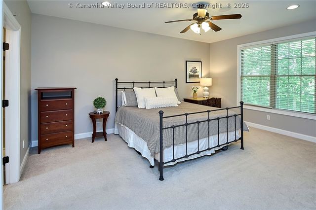 1396 Bedford Road, Charleston, WV 25314