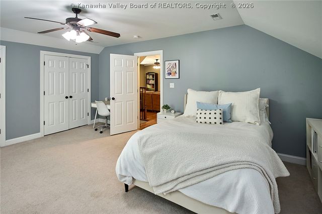 1396 Bedford Road, Charleston, WV 25314