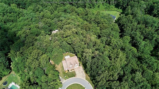 1396 Bedford Road, Charleston, WV 25314