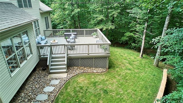 1396 Bedford Road, Charleston, WV 25314