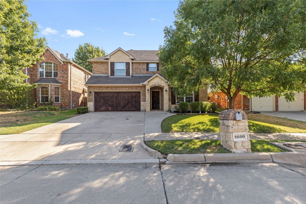 8600 Corral Circle, Fort Worth, TX 76244 — photo 2