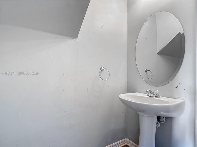 3036 Harvard Circle, La Belle, FL 33935