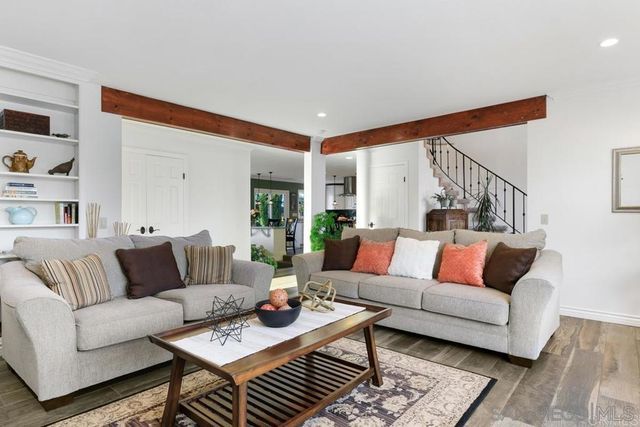 29059 Meadow Glen Way W, Escondido, CA 92026