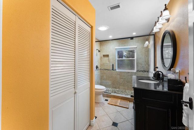 29059 Meadow Glen Way W, Escondido, CA 92026