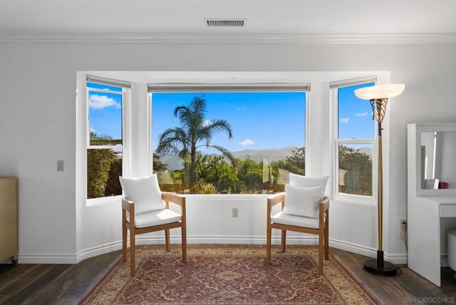 29059 Meadow Glen Way W, Escondido, CA 92026