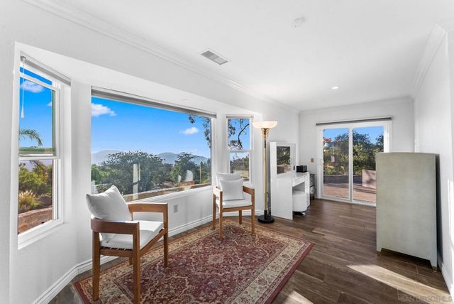 29059 Meadow Glen Way W, Escondido, CA 92026