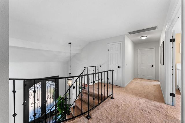 29059 Meadow Glen Way W, Escondido, CA 92026