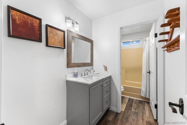 29059 Meadow Glen Way W, Escondido, CA 92026