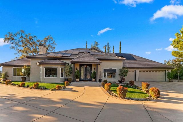 29059 Meadow Glen Way W, Escondido, CA 92026