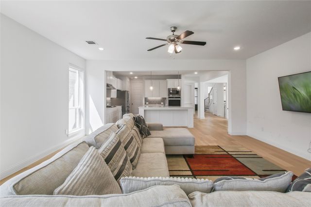 8425 Colburn, The Colony, TX 75056