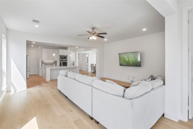 8425 Colburn, The Colony, TX 75056