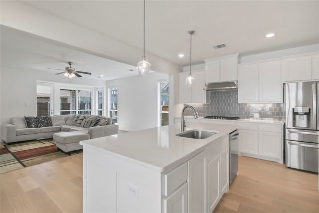 8425 Colburn, The Colony, TX 75056