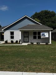 5283 ZODIAC RD, Memphis, TN 38118