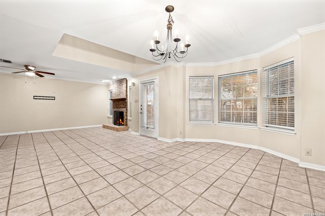 16710 Henderson Pass, San Antonio, TX 78232