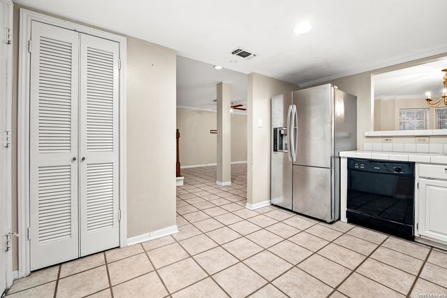 16710 Henderson Pass, San Antonio, TX 78232