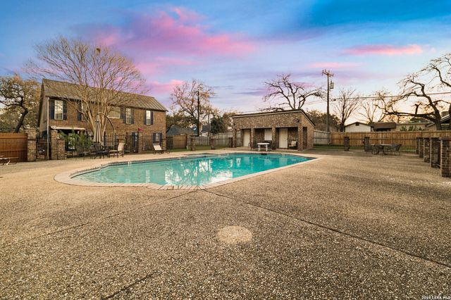 16710 Henderson Pass, San Antonio, TX 78232