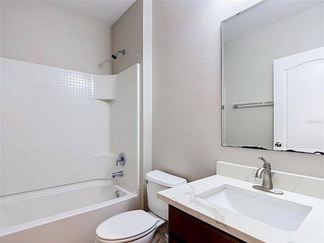 1562 TAMARIND ROAD, Davenport, FL 33896