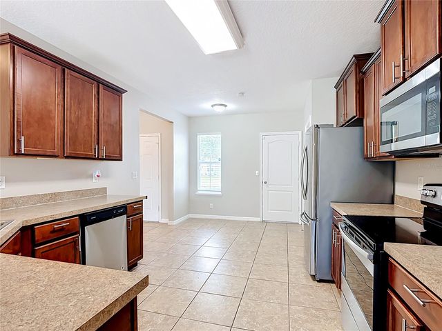 1562 TAMARIND ROAD, Davenport, FL 33896
