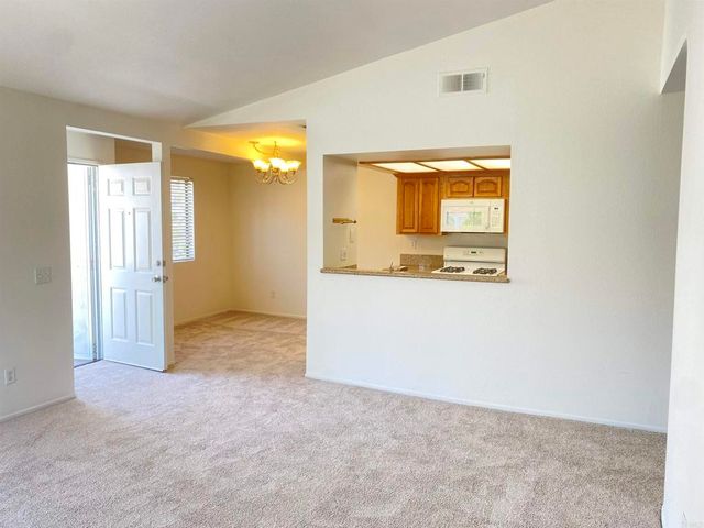 13222 Salmon River 201, San Diego, CA 92129