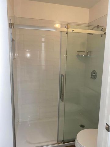 13222 Salmon River 201, San Diego, CA 92129