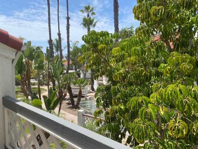13222 Salmon River 201, San Diego, CA 92129