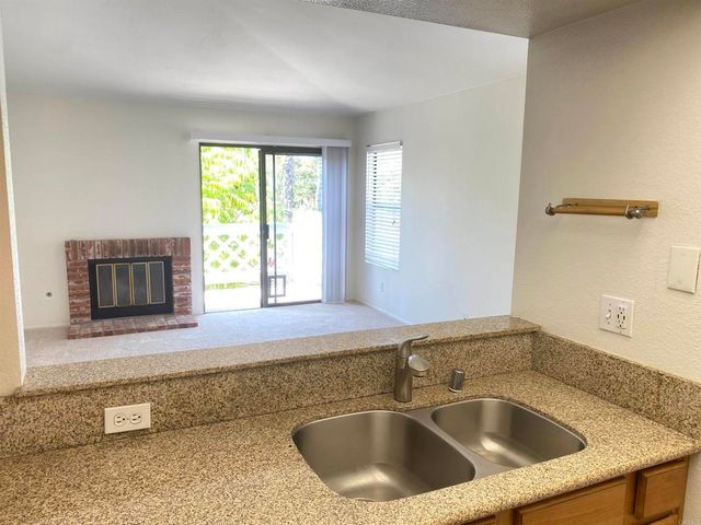13222 Salmon River 201, San Diego, CA 92129