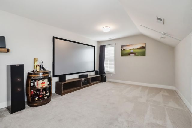 1952 Tidewater Flat, Lexington, KY 40509