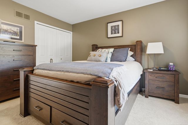 4030 Holly Lane, Oakland Twp, MI 48306