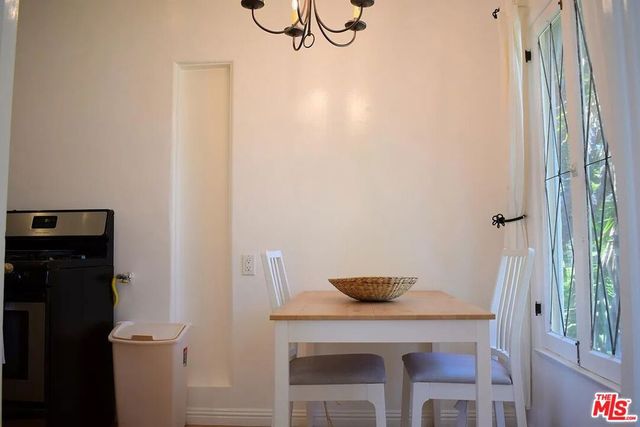 944 12th Street 5, Santa Monica, CA 90403