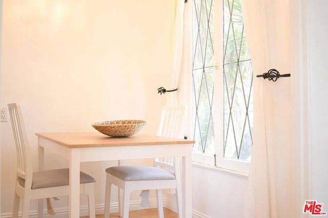 944 12th Street 5, Santa Monica, CA 90403