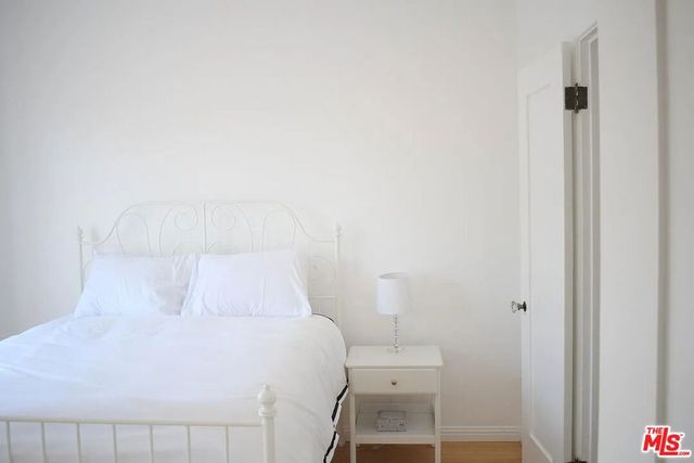 944 12th Street 5, Santa Monica, CA 90403