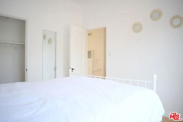 944 12th Street 5, Santa Monica, CA 90403
