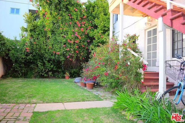 944 12th Street 5, Santa Monica, CA 90403