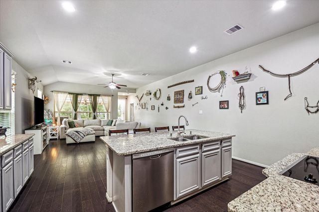 9124 Sierra Del Carmen, Conroe, TX 77303